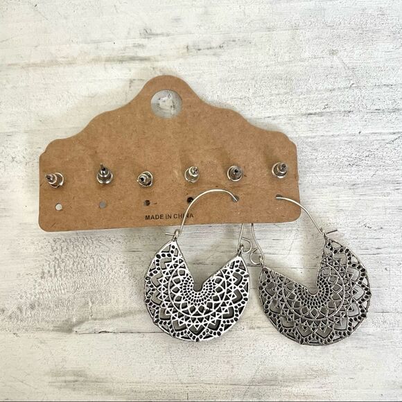 Silver tone Earring bundle - 3 post, 1 dangle - Picture 2 of 8